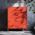 komoda Carla Modern czerwony kolor w świetle.jpg